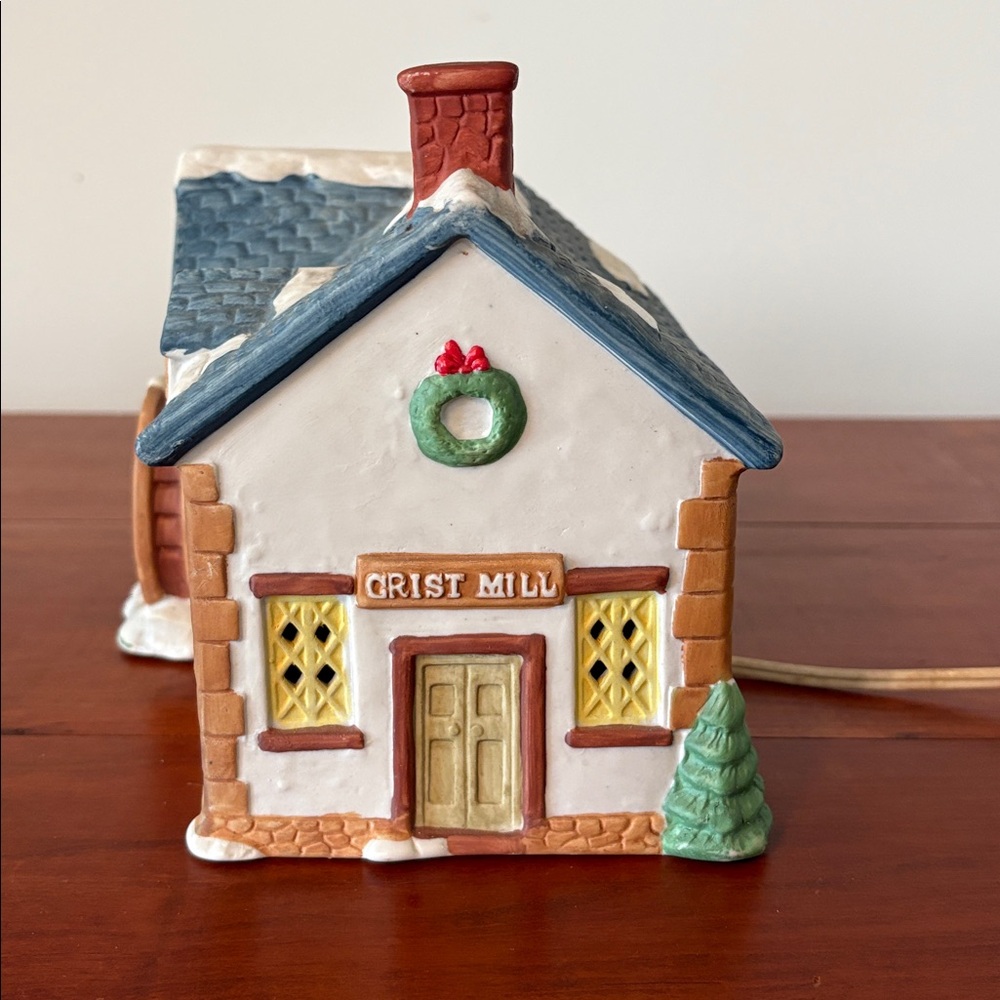 Dickens Village London Porcelain Water Mill House Lighted